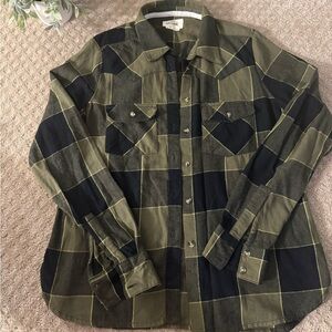 Shyanne Life Western Plaid Button Shirt Women’s Medium Olive Black